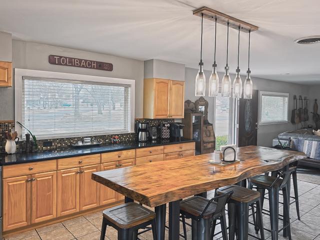 702 E Schubert St E, Fredericksburg, TX 78624 - photo 30