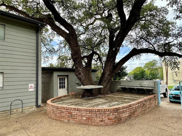 803 W 28th St Unit 106, Austin, TX 78705 - photo 2