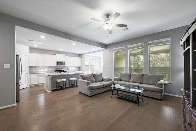 2032 Sauterne Dr, Leander, TX 78641 - photo 3