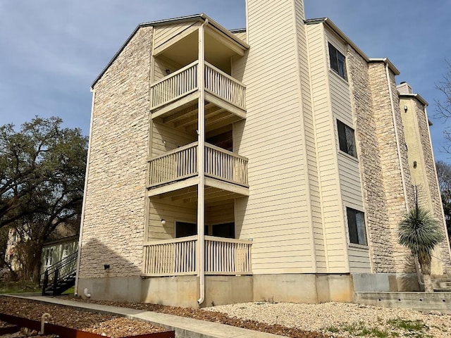 1013 Chestnut St Building D Unit 5, San Marcos, TX 78666 - photo 1