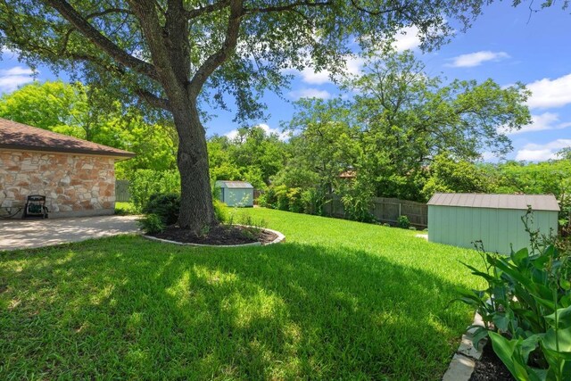 1034 Wisteria Trl, Austin, TX 78753 - photo 31