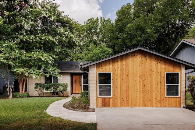 5204 Hedgewood Dr, Austin, TX 78745 - photo 1