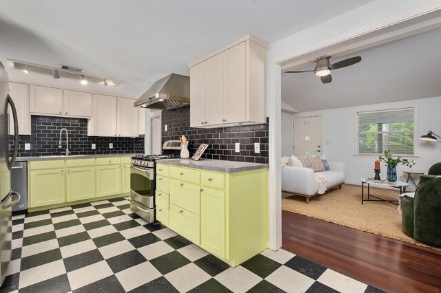 1716 W Saint Johns Ave, Austin, TX 78757 - photo 11