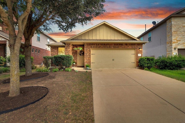 298 Nivens Dr, Buda, TX 78610 - photo 1