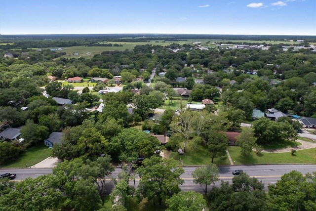 115 Sycamore St, Luling, TX 78648 - photo 23