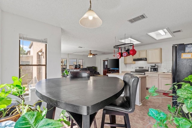 8007 Bramble Bush Dr, Austin, TX 78747 - photo 19