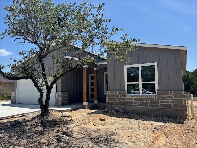 21801 Surrey Ln, Lago Vista, TX 78645 - photo 1