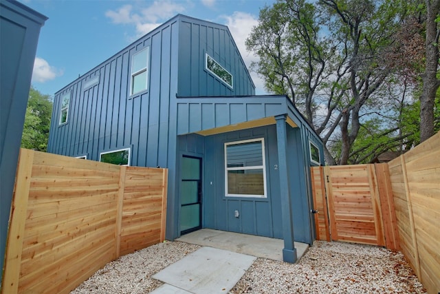 6111 Carnation Ter Unit 2, Austin, TX 78741 - photo 3