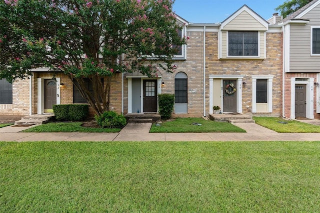 12325 Los Indios Trl Unit 14, Austin, TX 78729 - photo 1