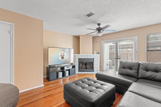12325 Los Indios Trl Unit 14, Austin, TX 78729 - photo 4