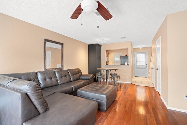 12325 Los Indios Trl Unit 14, Austin, TX 78729 - photo 9