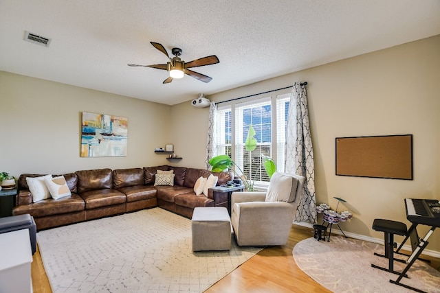 8118 Hawick Dr, Round Rock, TX 78681 - photo 5