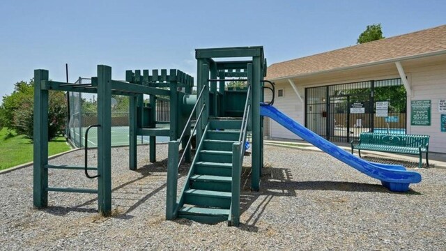 905 Justeford Dr, Pflugerville, TX 78660 - photo 18
