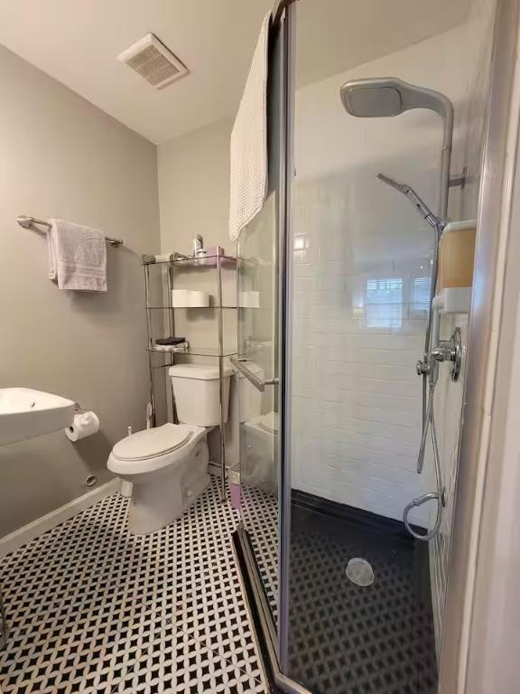 1303 Newfield Ln, Austin, TX 78703 - photo 35