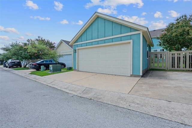 216 Greene Dr, Kyle, TX 78640 - photo 22