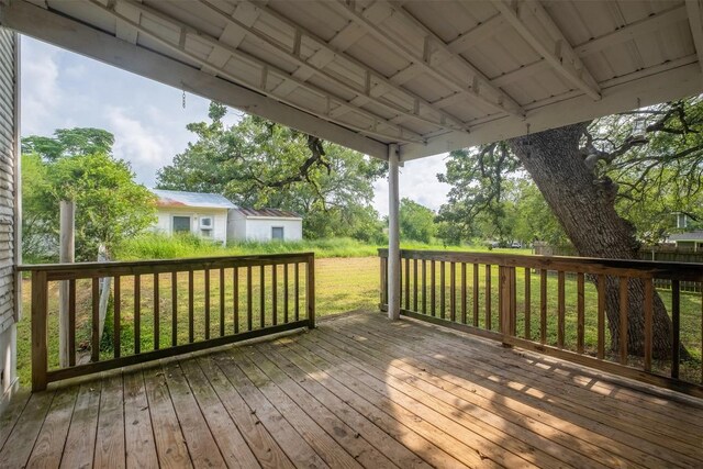 507 Ash St, Smithville, TX 78957 - photo 33