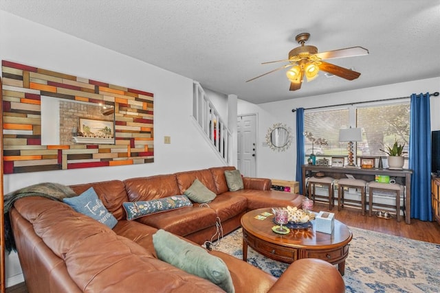 1209/1211 Gregory Ln, Round Rock, TX 78664 - photo 2