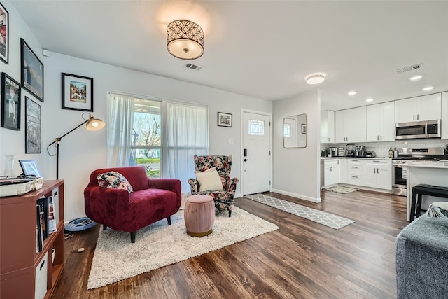 1509 E Main St, Round Rock, TX 78664 - photo 8