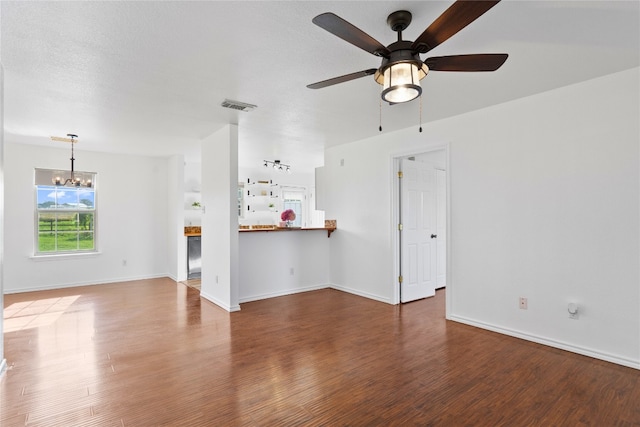 150 Evangeline Ln, Hutto, TX 78634 - photo 5