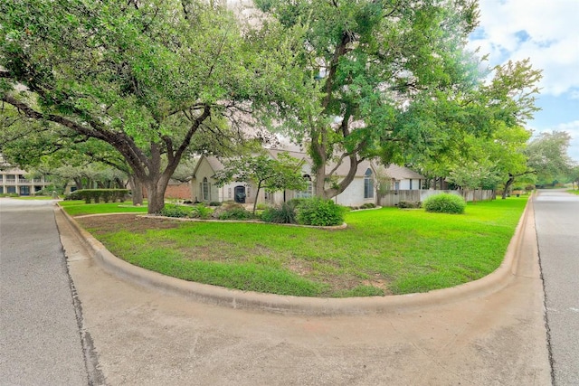 31000 Clearwater Ct, Georgetown, TX 78628 - photo 4