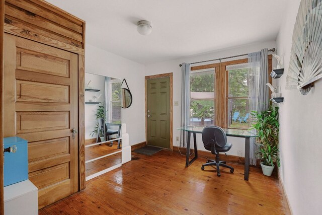 2102 E 17th St, Austin, TX 78702 - photo 28