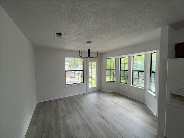 146 Forest Dr, Seguin, TX 78155 - photo 4