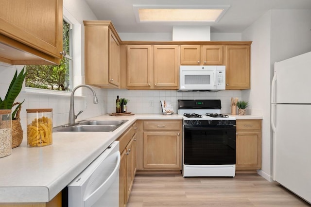 8310 Alvin High Ln, Austin, TX 78729 - photo 9