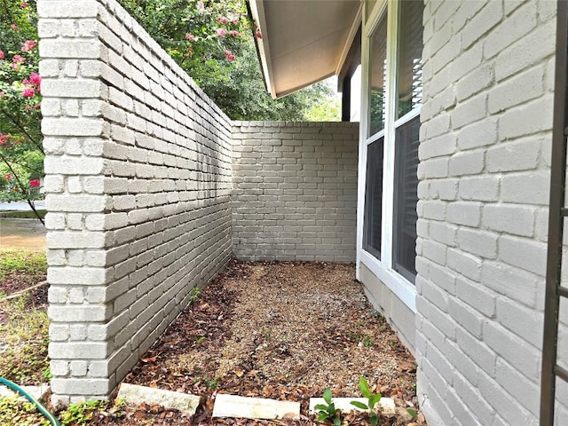 Listing photo 4 - caption unavailable