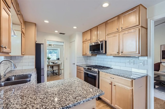 1002 Wisteria Cir, Austin, TX 78753 - photo 14