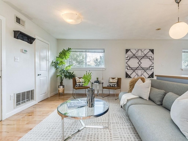 304 E 33rd St Unit 15, Austin, TX 78705 - photo 4