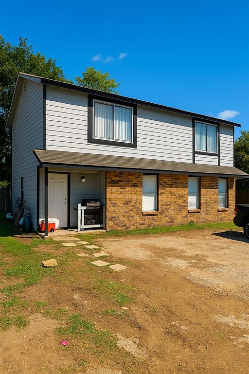 1605 Pleasant Cv, Austin, TX 78754 - photo 1