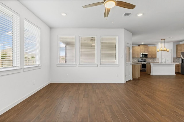 214 Bethany Creek Dr, Hutto, TX 78634 - photo 14