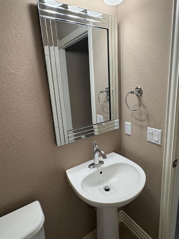 416 Capote Peak Dr, Georgetown, TX 78633 - photo 12