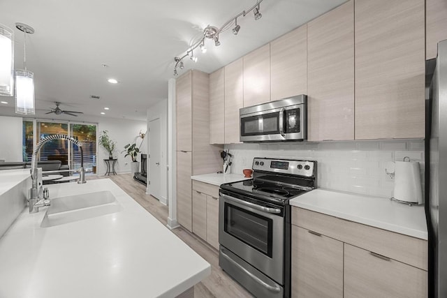 604 N Bluff Dr Unit 251, Austin, TX 78745 - photo 9
