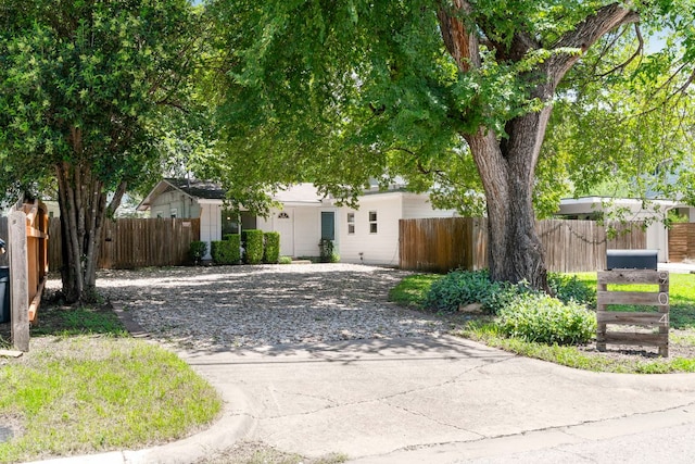 904 Plateau Cir, Austin, TX 78745 - photo 31