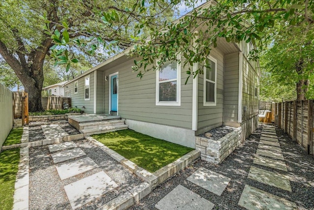 907 Chicon St, Austin, TX 78702 - photo 1