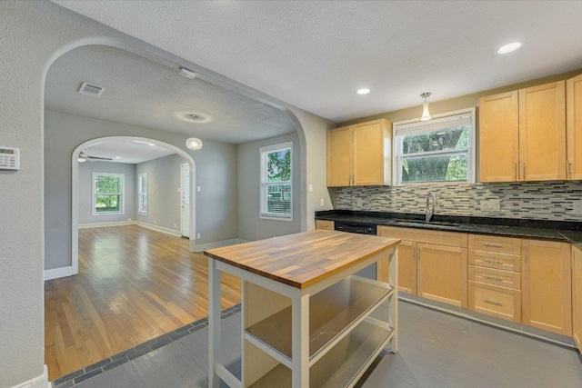 907 Chicon St, Austin, TX 78702 - photo 9
