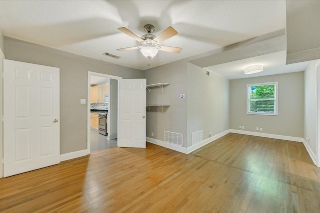 907 Chicon St, Austin, TX 78702 - photo 12