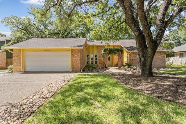 1003 Lakewood Ln, Round Rock, TX 78681 - photo 1
