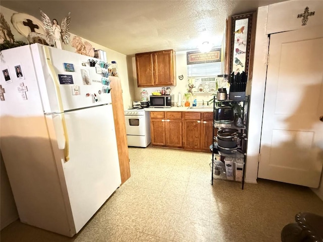100 N 1st St, Thorndale, TX 76577 - photo 17
