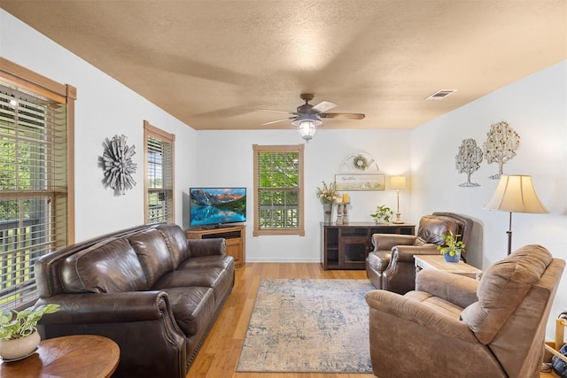11629 Maize Ln, Elgin, TX 78621 - photo 6
