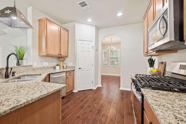 1115 Henderson Dr, Leander, TX 78641 - photo 9