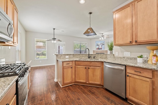 1115 Henderson Dr, Leander, TX 78641 - photo 10
