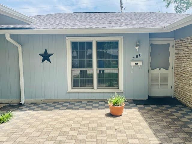 2108 Lanier Dr, Austin, TX 78757 - photo 1