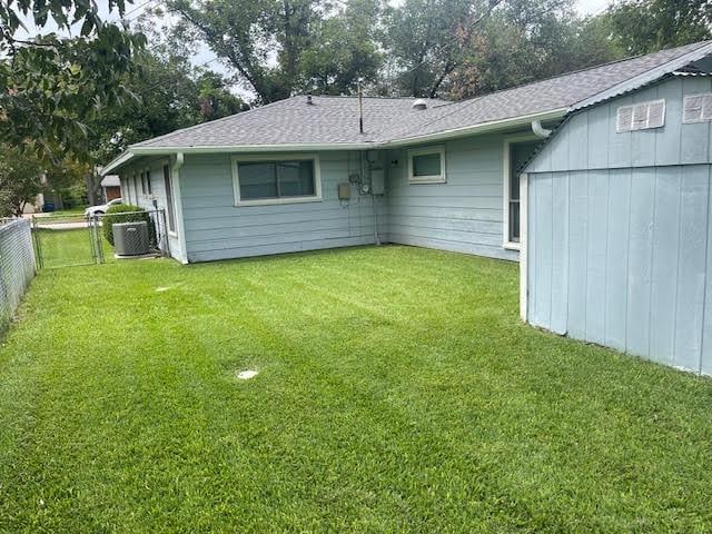 2108 Lanier Dr, Austin, TX 78757 - photo 2