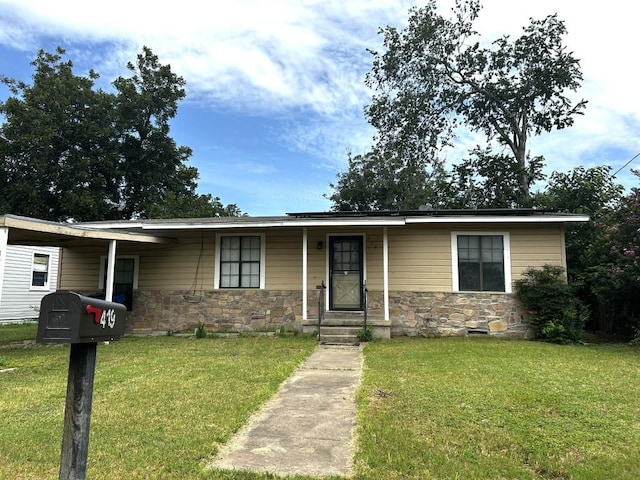 419 Maresh St, Taylor, TX 76574 - photo 2