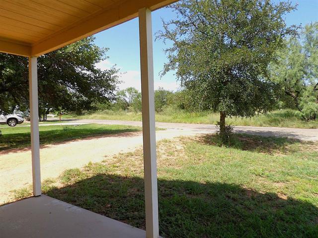 1213 Willow Dr, Kingsland, TX 78639 - photo 4
