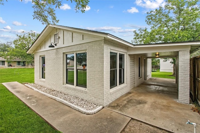875 E Brenham St, Giddings, TX 78942 - photo 2