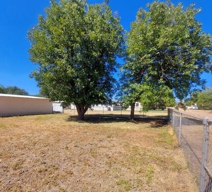 1606 Backus St, Paducah, TX 79248 - photo 9