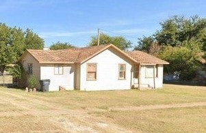 1606 Backus St, Paducah, TX 79248 - photo 1